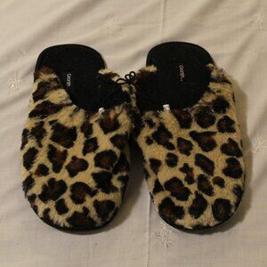 Slippers  -002